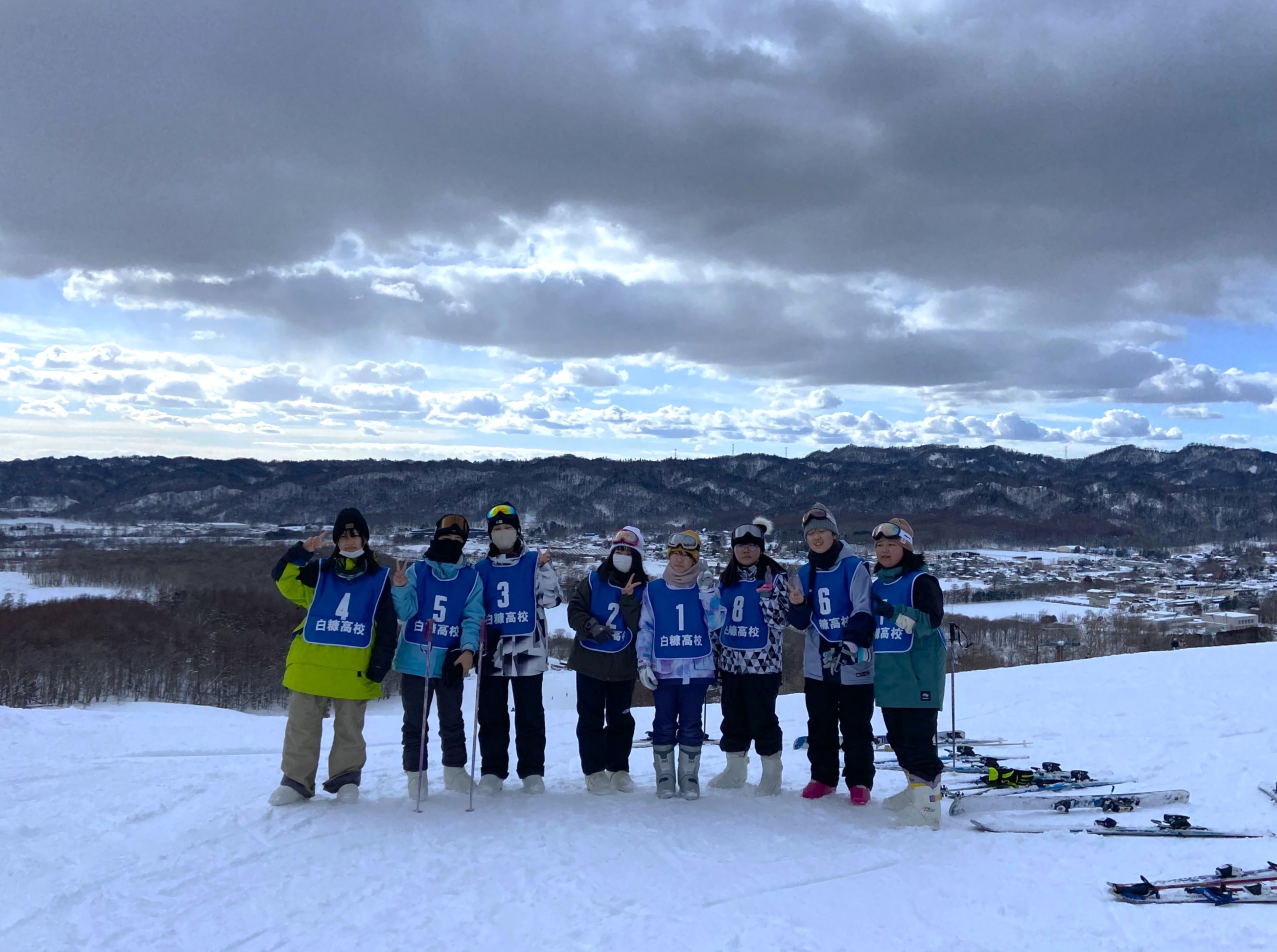 北海道しらぬか高校～個別説明会～【15時30分から】フェスinオンライン　 画像はスキー授業♪